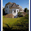 OBERURSEL/Ts. Große 4-Z-ETW im EG eines 2-FH. Riesiger Gartenanteil!